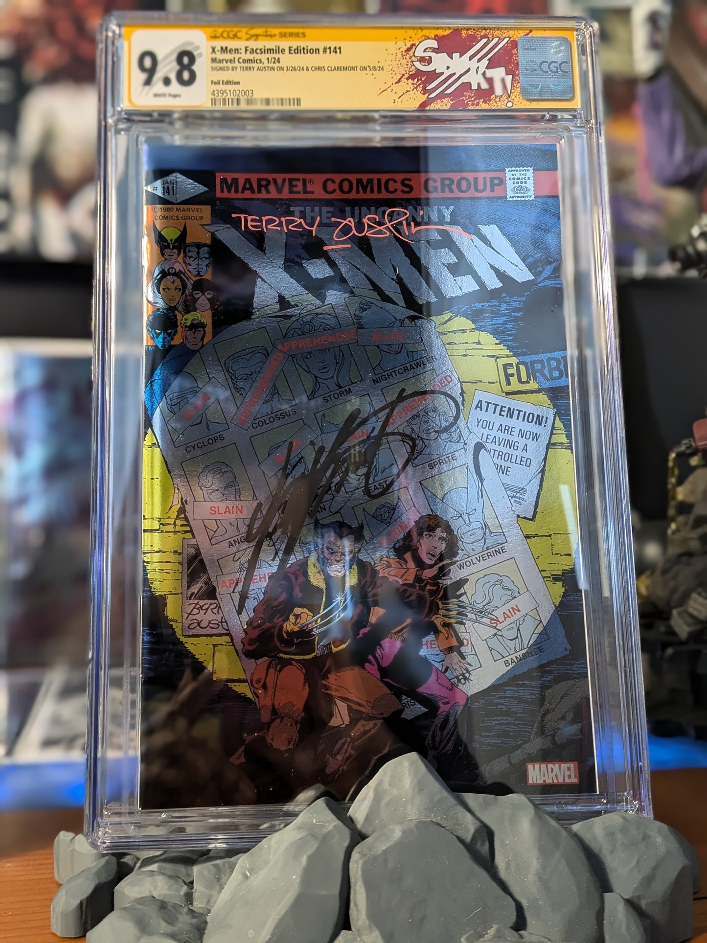 9.8 CGC SS X-Men: Facsimile Edtion #141 Signed by: Terry Austin / Chris Claremont